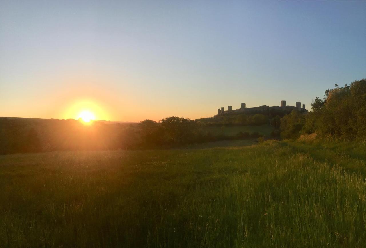 Monteriggioni Castello Villa Exteriör bild