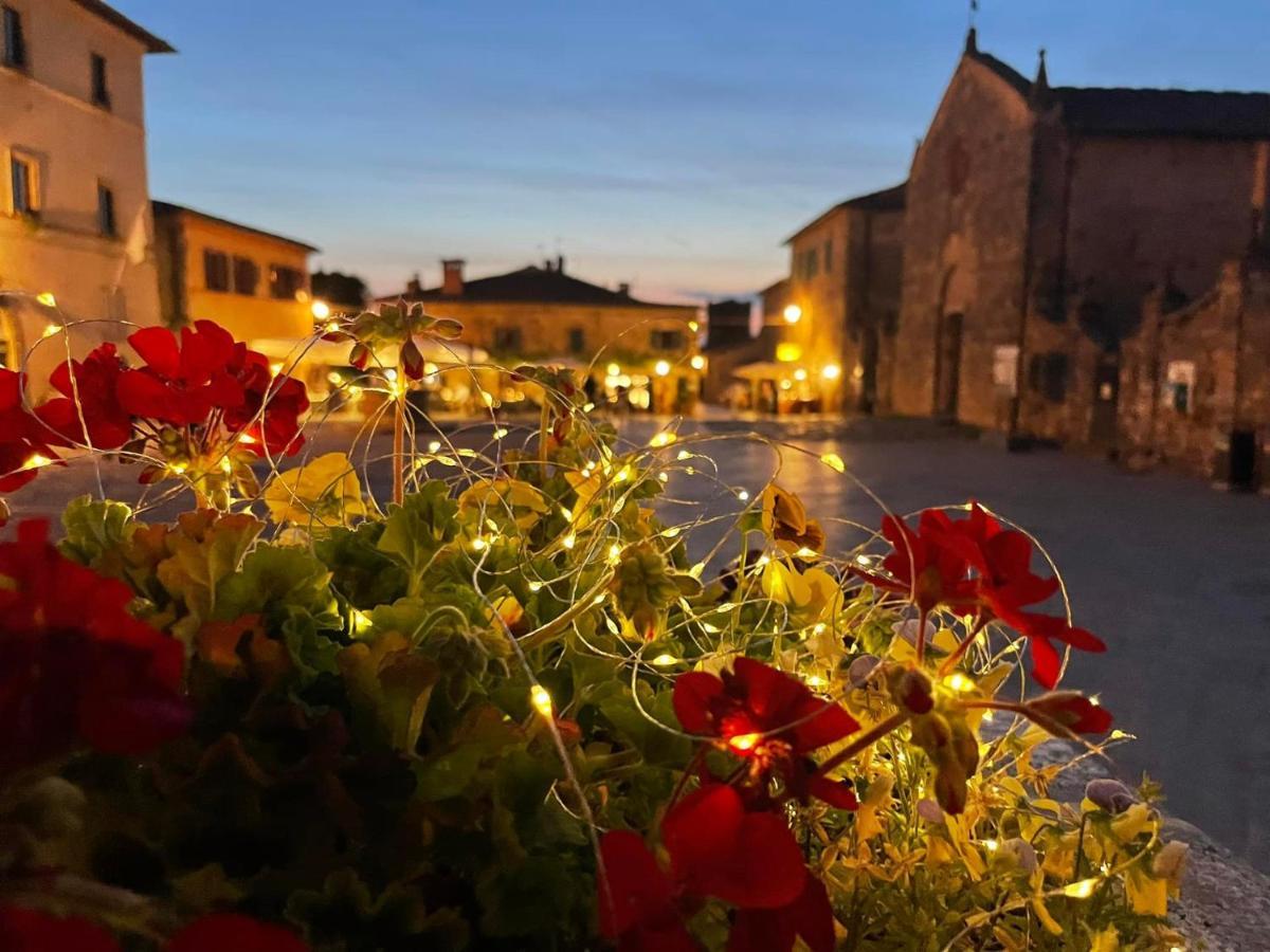 Monteriggioni Castello Villa Exteriör bild