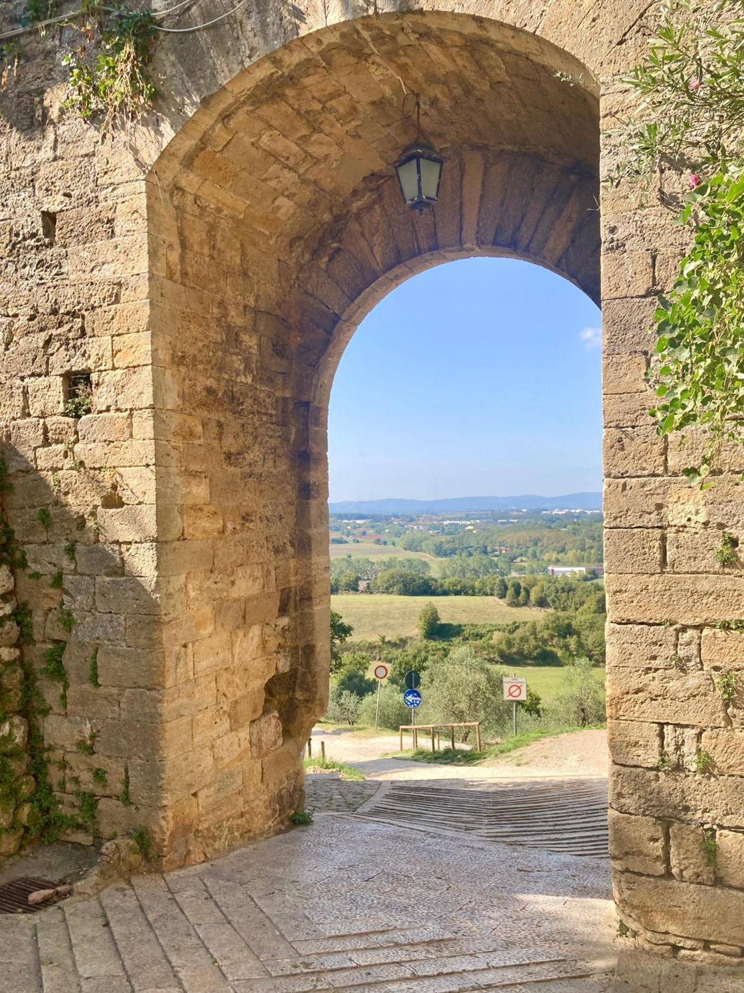 Monteriggioni Castello Villa Exteriör bild